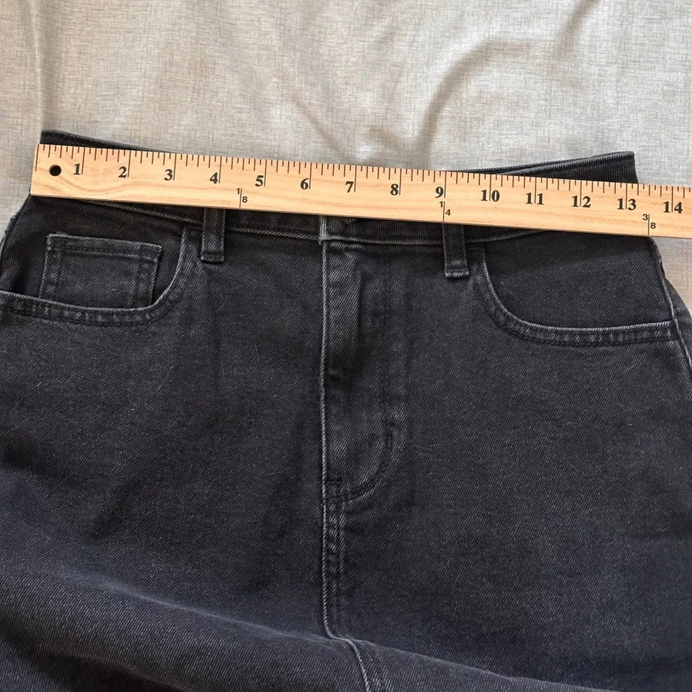 Hollister Ultra‎ High-Rise Black Denim Midi Skirt Front Slit Raw Hem Size 3 W26